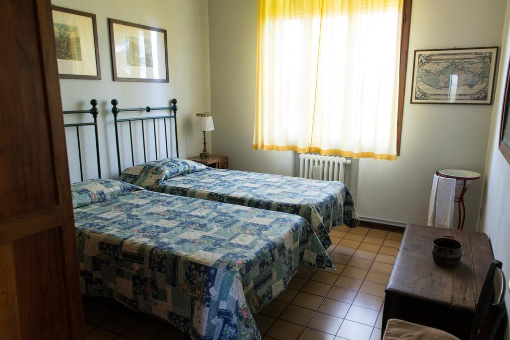 Ferienwohnung La Secchia Rapita Zappolino Zimmer foto